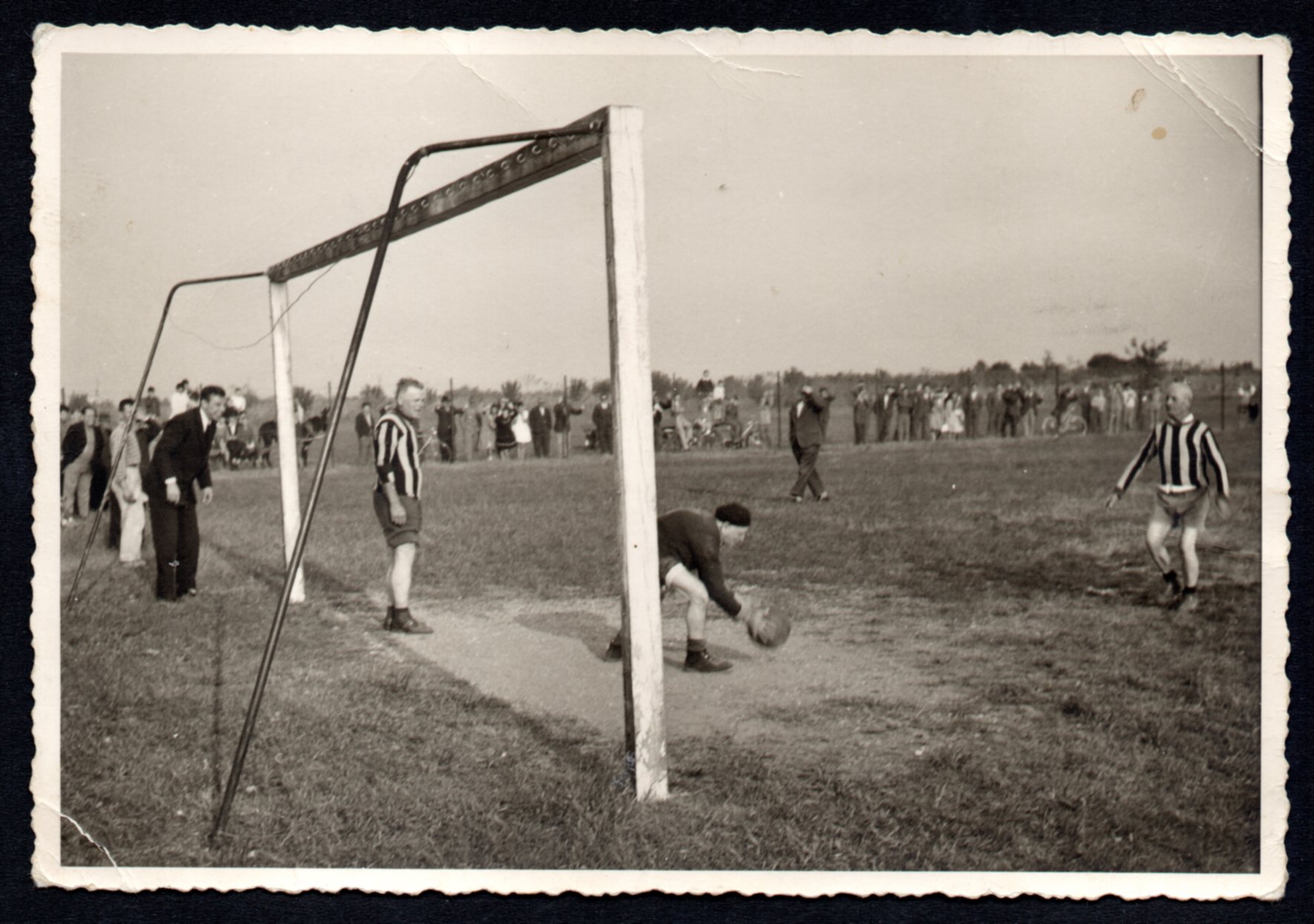 Gonars primi anni 50 partita celibi e ammogliati - 601